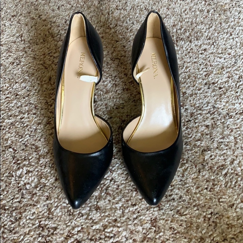 Merona Black Pumps